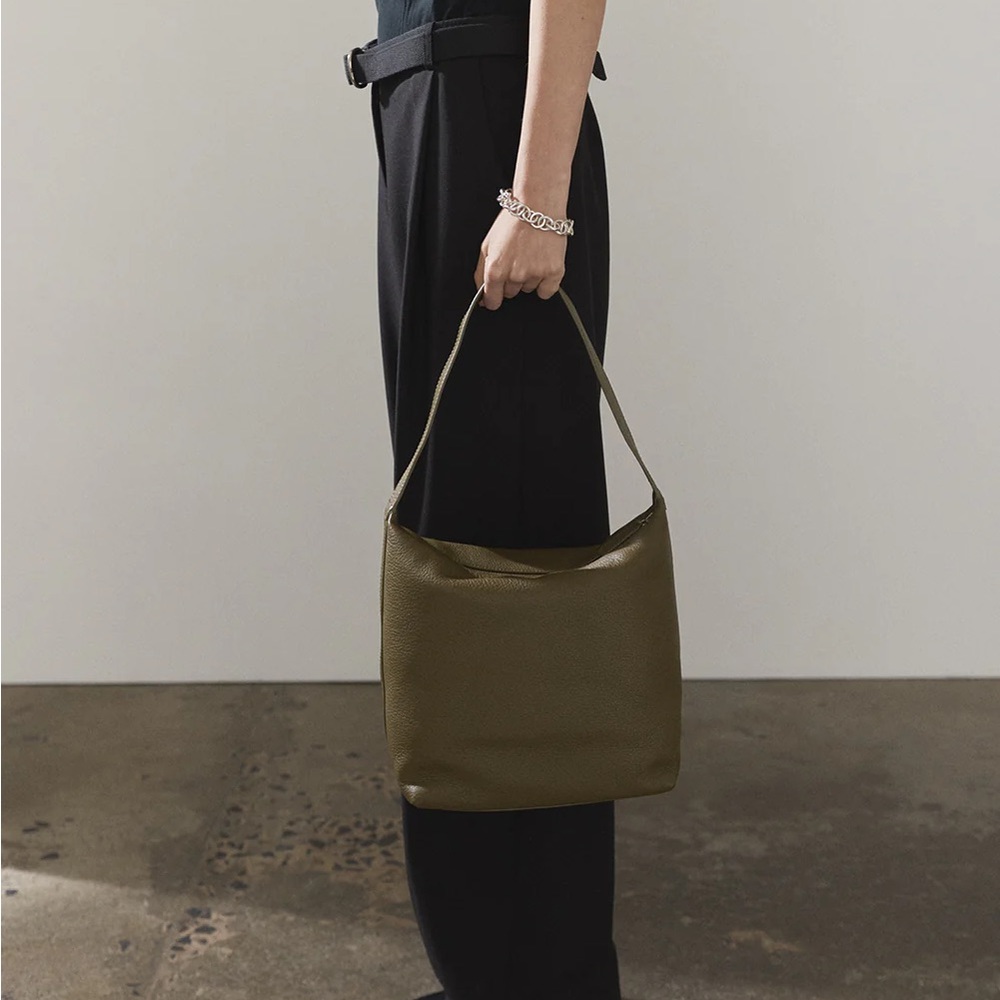 The Horse Daisy Bag - Picture 4 of 9